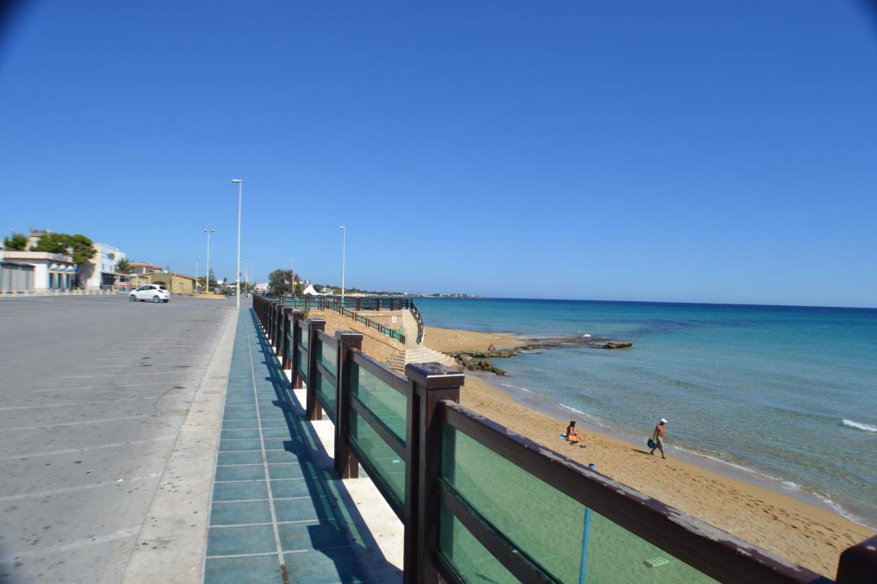 Le Palme Netine Apartment Noto Exterior photo
